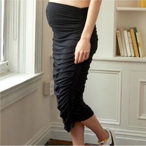 Hatch Milo Black Stretch Comfort Maternity Jersey Soft Bodycon Midi Skirt Size 1